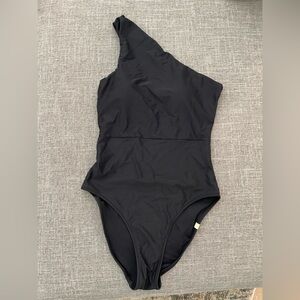 Summersalt Ruched Sidestroke, size 4 in Sea Urchin (black)